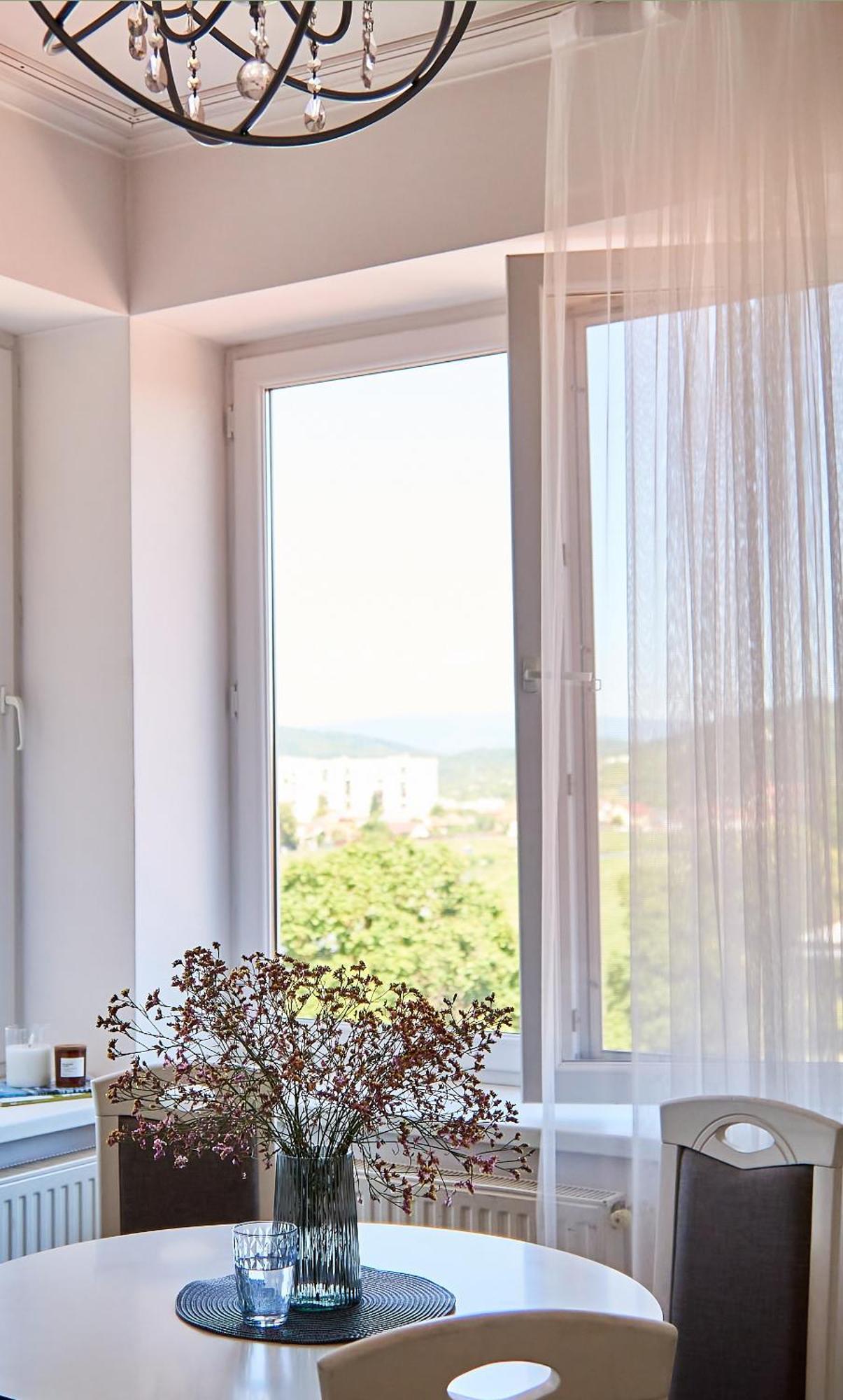 Wonderful Panoramic View Apartment Mukachevo Exterior foto