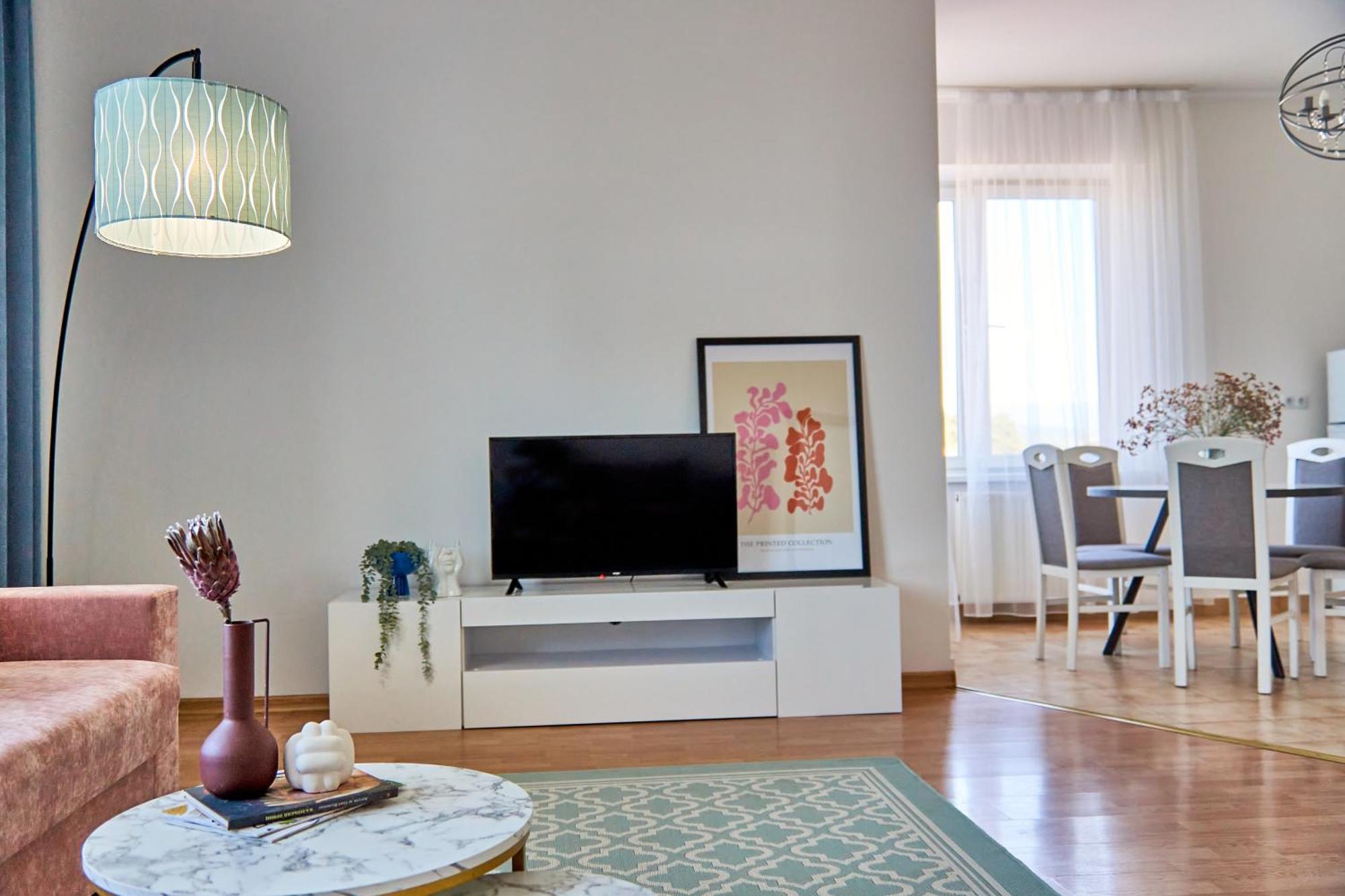 Wonderful Panoramic View Apartment Mukachevo Exterior foto